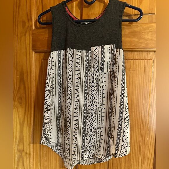 Rewind Tops - Juniors Rewind blouse